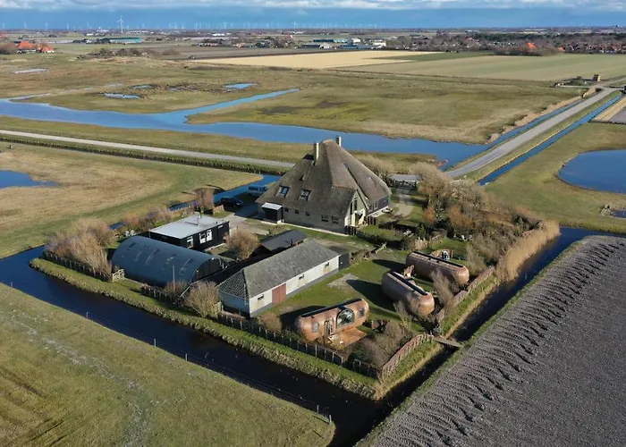 De Hut, In Natuurgebied En Vlakbij Het * Callantsoog